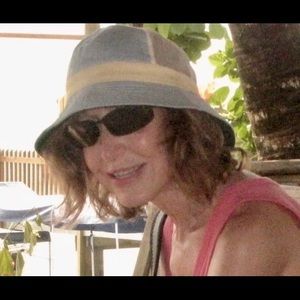 Meet your Posher, Marsha